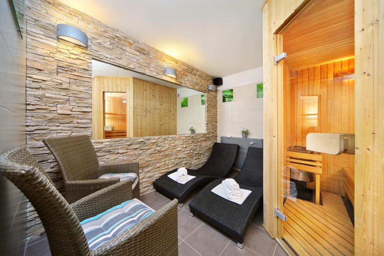 Hotel Erika Špindlerŭv Mlýn Exteriör bild