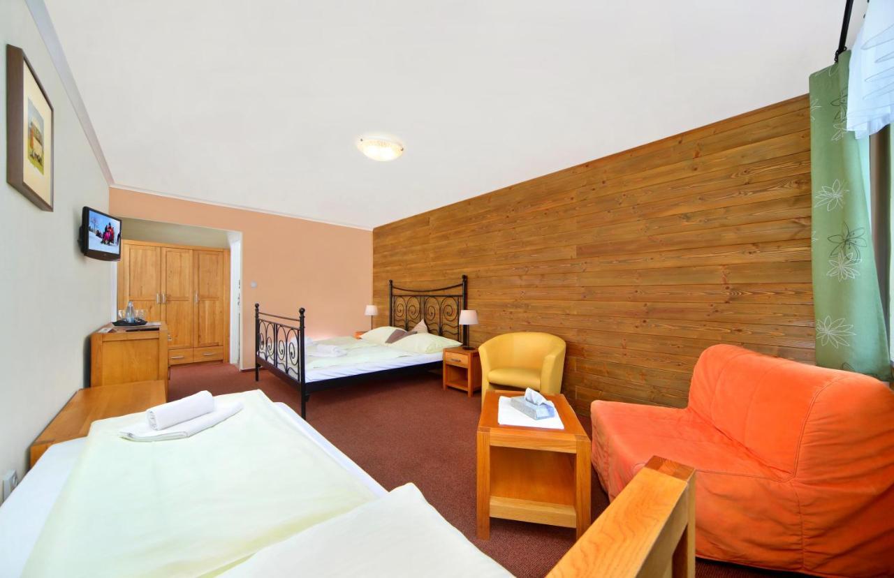 Hotel Erika Špindlerŭv Mlýn Exteriör bild
