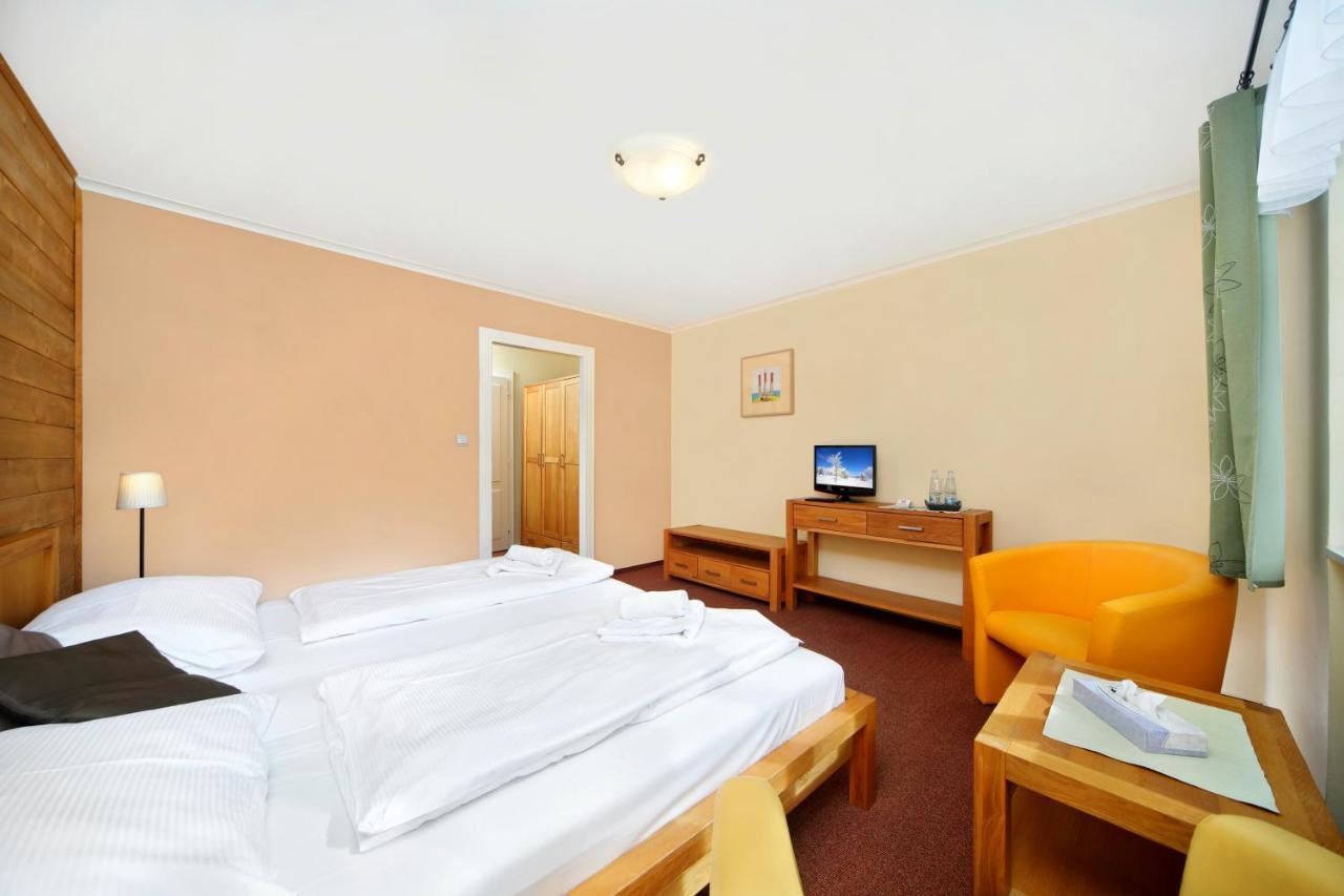Hotel Erika Špindlerŭv Mlýn Exteriör bild